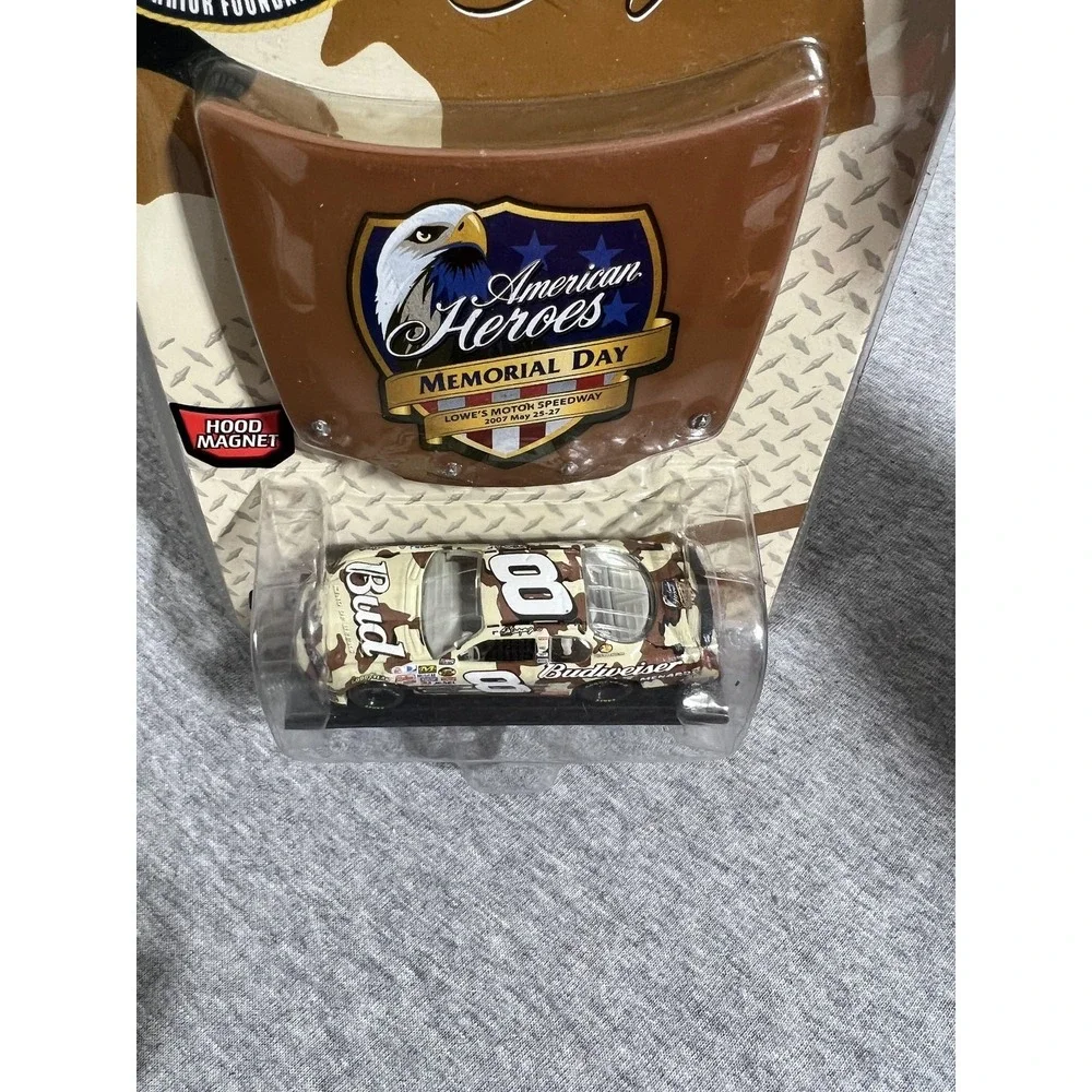 Motorsports Authentics NASCAR No.8 Budweiser Die-Cast Car American Heroes 2007